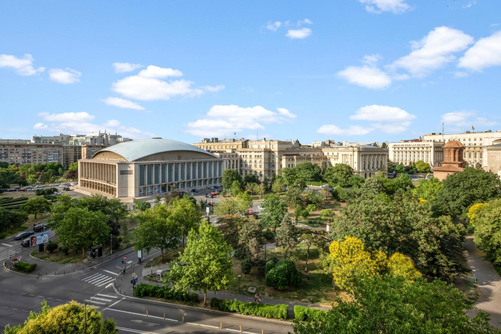 Green Muse On Victoriei Bukarest Exteriör bild